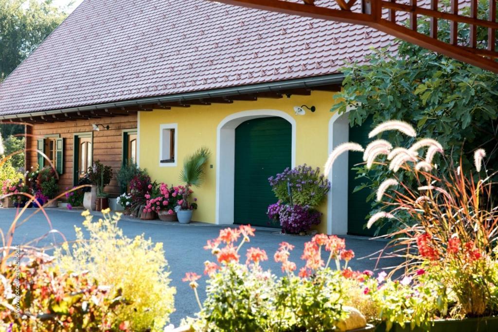 Weingut- Gaestezimmer Marko ロイトシャッハ エクステリア 写真